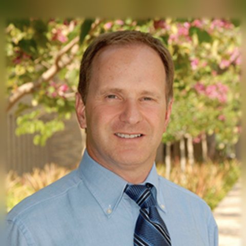 Portrait of Dr. Andrew Blumenfeld